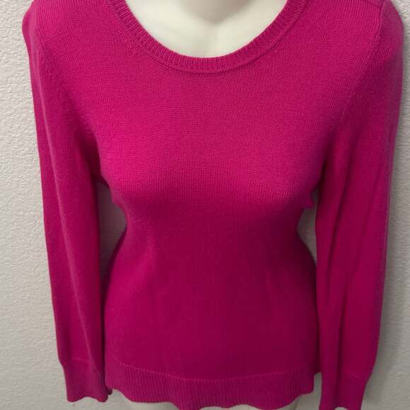 GAP Pink Long Sleeve Knit Sweater Size M - Picture 3 of 3